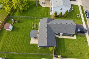 828 Huron Ct, Carol Stream, IL 60188 - Photo 22
