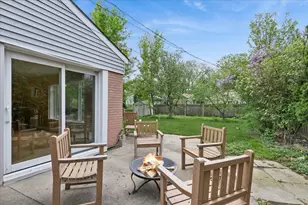 9239 Kedvale Ave, Skokie, IL 60076 - Photo 18