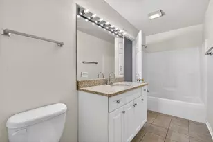 5217 N Pleasant View Dr, McHenry, IL 60050 - Photo 10