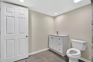 5217 N Pleasant View Dr, McHenry, IL 60050 - Photo 18