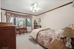 22W324 McCarron Rd, Glen Ellyn, IL 60137 - Photo 22