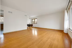 2701 Lee St, Melrose Park, IL 60164 - Photo 6