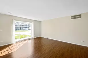 14700 Holly Ct, Orland Park, IL 60462 - Photo 2