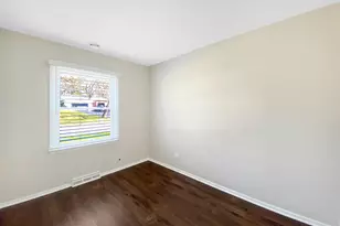 14700 Holly Ct, Orland Park, IL 60462 - Photo 10