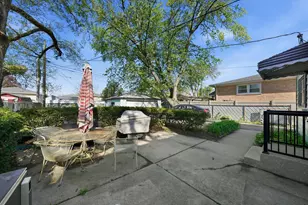 8204 Austin Ave, Burbank, IL 60459 - Photo 28