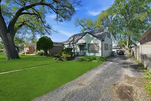 8204 Austin Ave, Burbank, IL 60459 - Photo 26