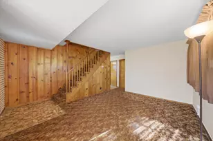 8204 Austin Ave, Burbank, IL 60459 - Photo 16