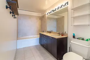 235 W Van Buren St, Chicago, IL 60607 - Photo 12