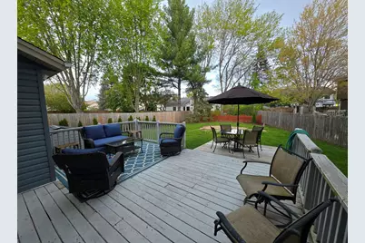585 N Lyle Avenue, Elgin, IL 60123 - Photo 22