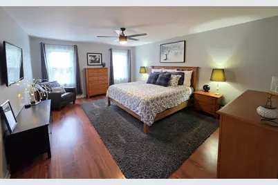 585 N Lyle Avenue, Elgin, IL 60123 - Photo 26