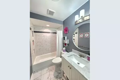 585 N Lyle Avenue, Elgin, IL 60123 - Photo 32