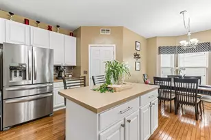 4608 Joyce Ln, McHenry, IL 60050 - Photo 12