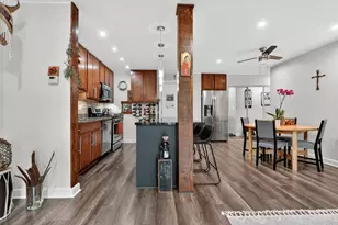 902 W Alleghany Dr, Arlington Heights, IL 60004 - Photo 8