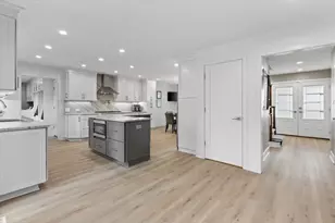 1107 Donegal Ln, Northbrook, IL 60062 - Photo 12