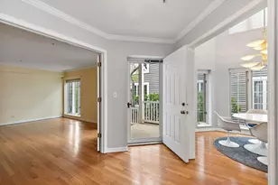 237 Sandy Point Ln, Lake Zurich, IL 60047 - Photo 6
