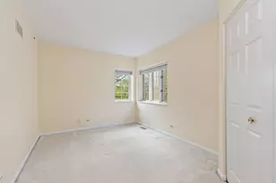 237 Sandy Point Ln, Lake Zurich, IL 60047 - Photo 28
