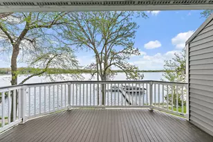 237 Sandy Point Ln, Lake Zurich, IL 60047 - Photo 16