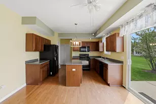 13505 Delaney Rd, Huntley, IL 60142 - Photo 8