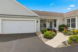 13505 Delaney Rd, Huntley, IL 60142 - Photo 2