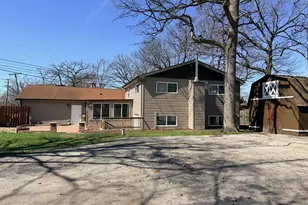 11481 Bell Rd, Lemont, IL 60439 - Photo 2