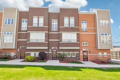 5241 W Galewood Avenue, Chicago, IL 60639 - Photo 1