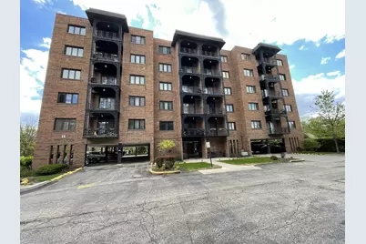 9395 Landings Lane #602, Des Plaines, IL 60016 - Photo 1