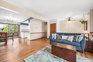 26 Sheehan Dr, Lake Villa, IL 60046 - Photo 4