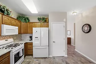 13284 W Essex Ln, Huntley, IL 60142 - Photo 8