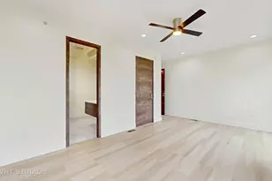 6342 Hennings Ct, Morton Grove, IL 60053 - Photo 26