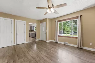 3804 15th Street B, Moline, IL 61265 - Photo 12