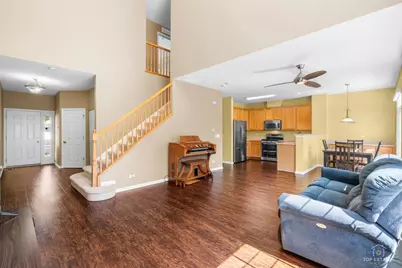 2264 Daybreak Drive #2264, Lake in the Hills, IL 60156 - Photo 4
