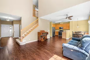 2264 Daybreak Dr, Lake in the Hills, IL 60156 - Photo 4