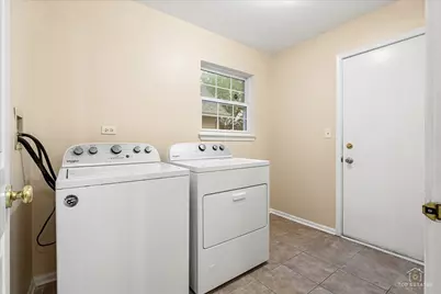 7 Eagle Court, Streamwood, IL 60107 - Photo 16