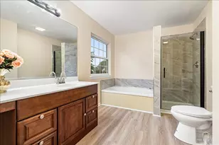 7 Eagle Ct, Streamwood, IL 60107 - Photo 22