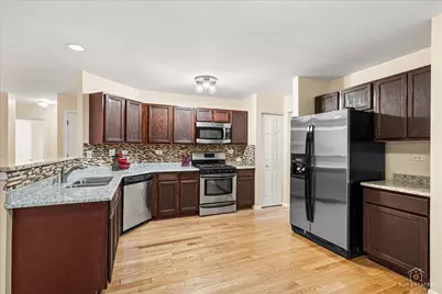 7 Eagle Court, Streamwood, IL 60107 - Photo 10