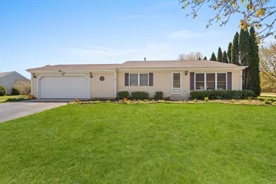 701 Woodbine Lane, Marengo, IL 60152 - Photo 2
