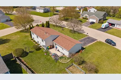 701 Woodbine Lane, Marengo, IL 60152 - Photo 30
