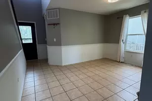 1716 William Dr, Romeoville, IL 60446 - Photo 4
