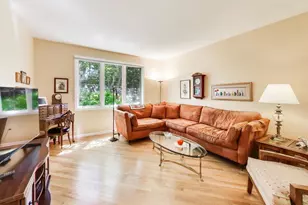 7404 Lincoln Ave, Skokie, IL 60076 - Photo 8