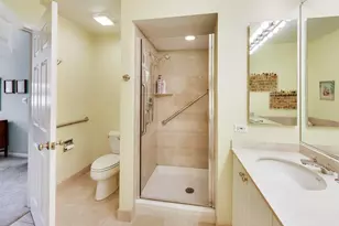 7404 Lincoln Ave, Skokie, IL 60076 - Photo 24