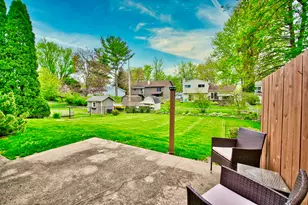 5405 Burwood Rd, Oakwood Hills, IL 60013 - Photo 2