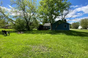143 Liverpool Dr, Poplar Grove, IL 61065 - Photo 8