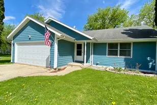 143 Liverpool Dr, Poplar Grove, IL 61065 - Photo 1