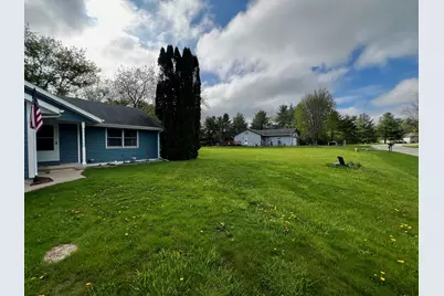 143 Liverpool Drive, Poplar Grove, IL 61065 - Photo 6