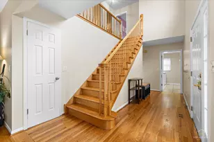 705 Gregor Ln, Wheeling, IL 60090 - Photo 2