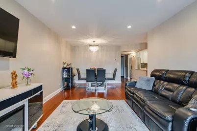 9342 Landings Lane #203, Des Plaines, IL 60016 - Photo 10