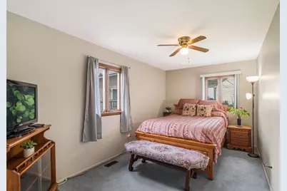 34 N California Avenue, Mundelein, IL 60060 - Photo 14