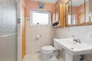 3810 Emerson Dr, Schiller Park, IL 60176 - Photo 18