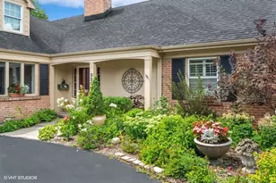 320 Churchill St, Northfield, IL 60093 - Photo 2