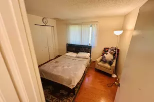 322 Klein Creek Ct, Carol Stream, IL 60188 - Photo 6